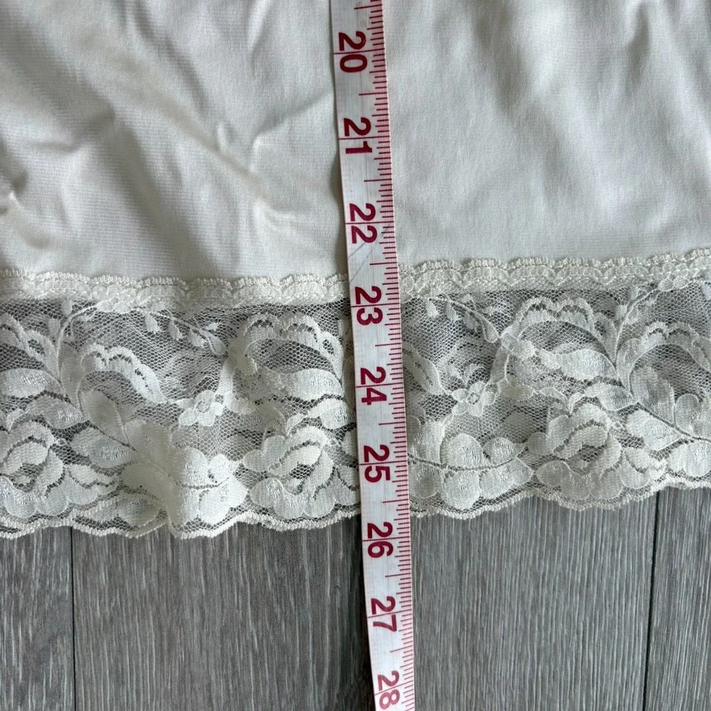 Vintage Vassarette Womens White Comfort Elastic Waist Lace Trim Slip Skirt Sz XL